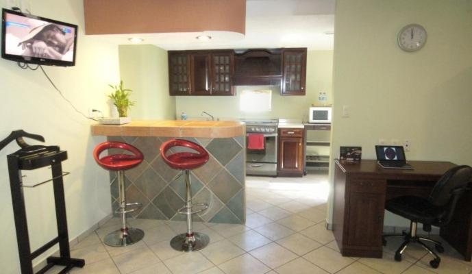 Madero Suites Coatzacoalcos Phòng bức ảnh