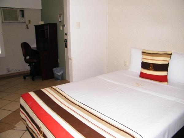 Madero Suites Coatzacoalcos Phòng bức ảnh