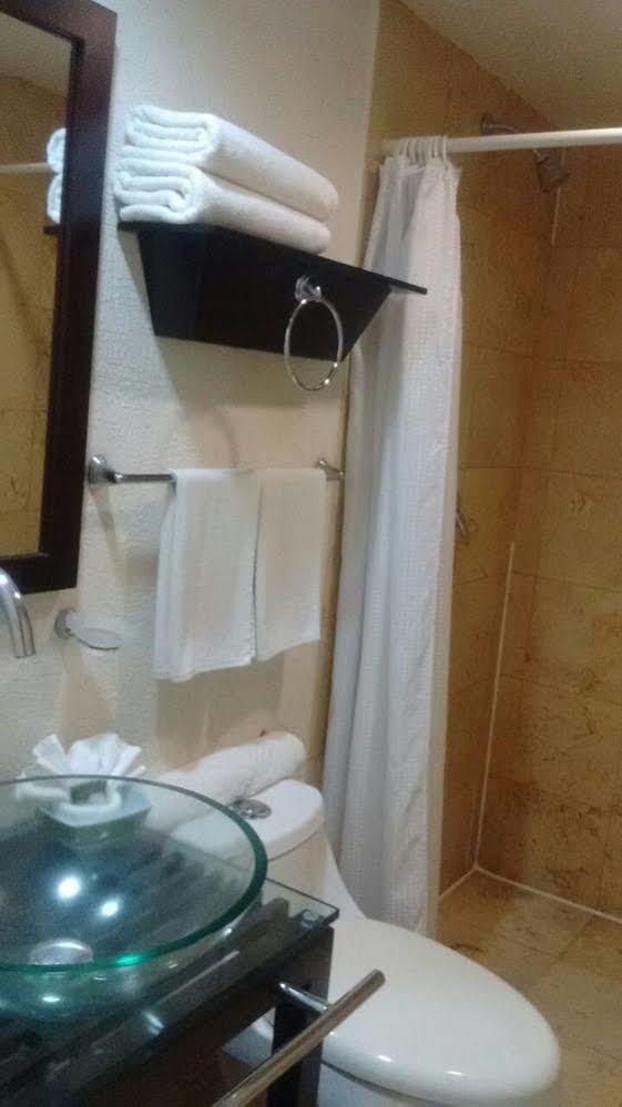 Madero Suites Coatzacoalcos Ngoại thất bức ảnh