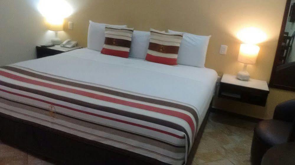 Madero Suites Coatzacoalcos Ngoại thất bức ảnh